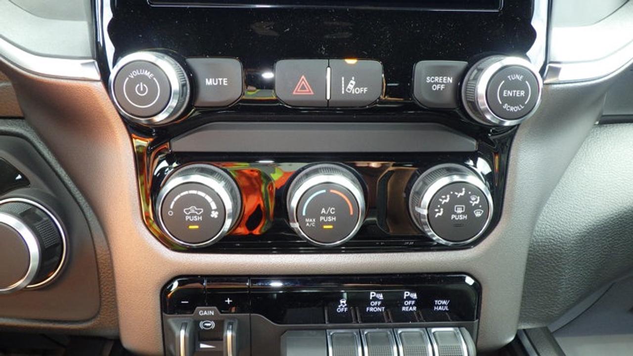 14477371