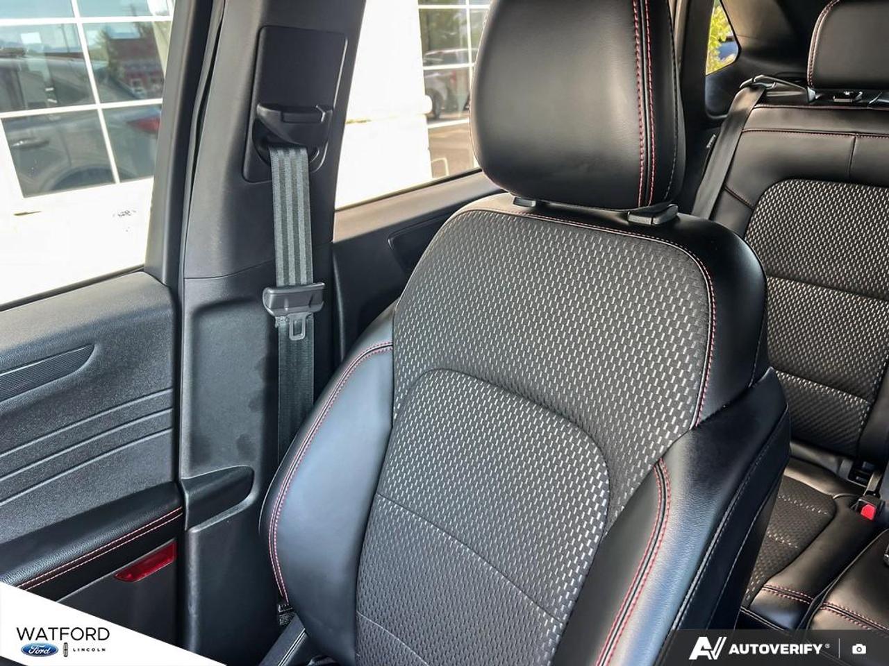 2024 Ford Escape ST-Line AWD Photo