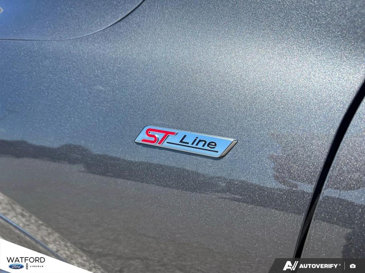 2024 Ford Escape ST-Line AWD Photo