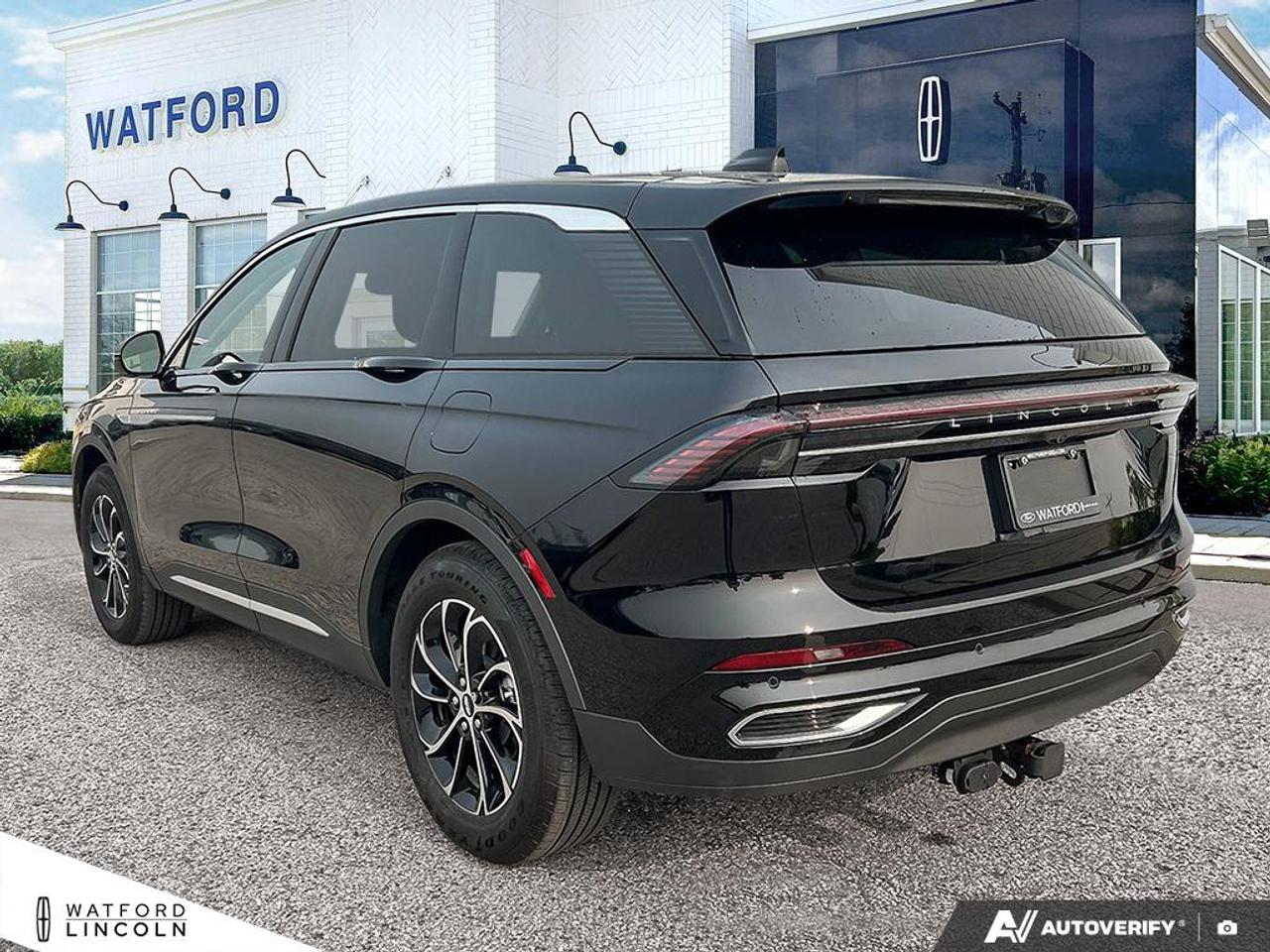 2026 Lincoln Nautilus Premiere AWD Photo3