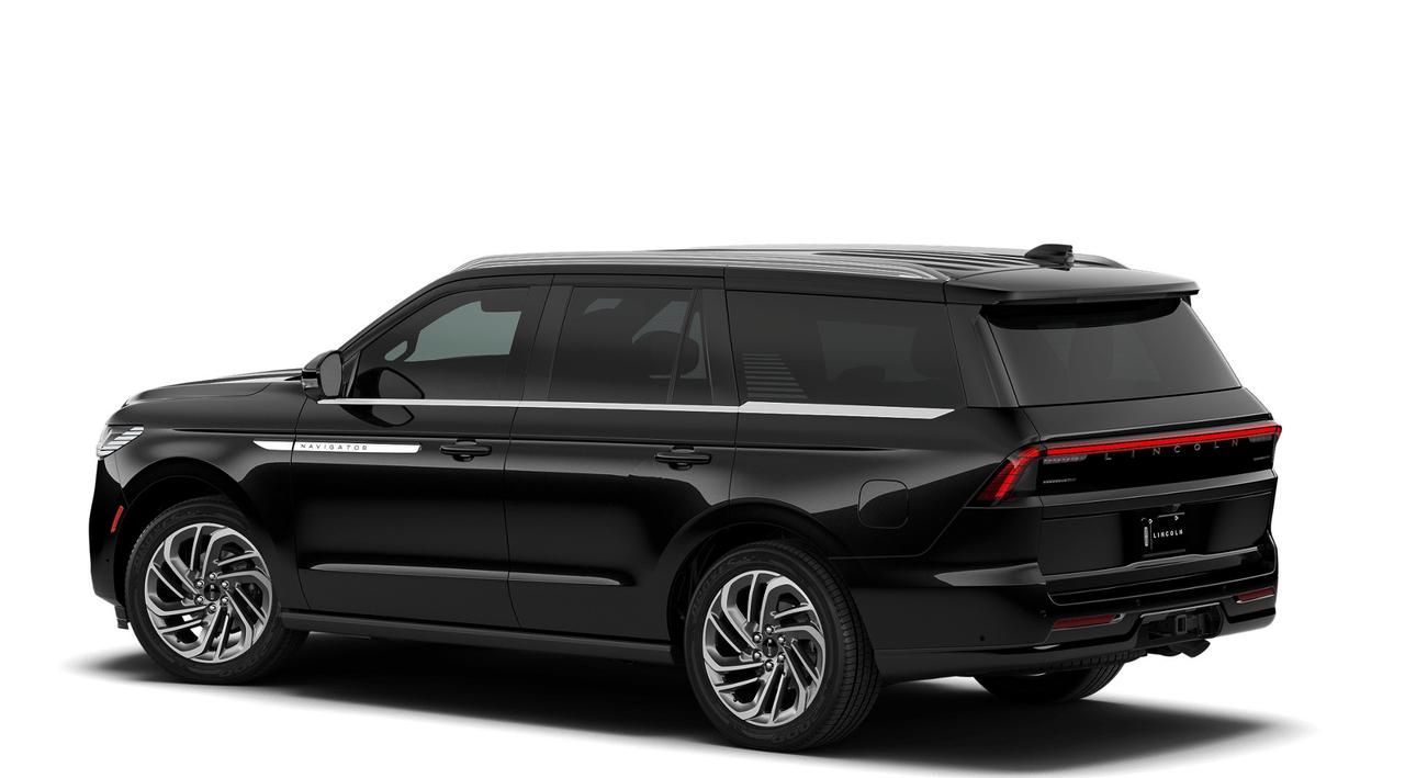 2027 Lincoln Navigator Reserve Photo1