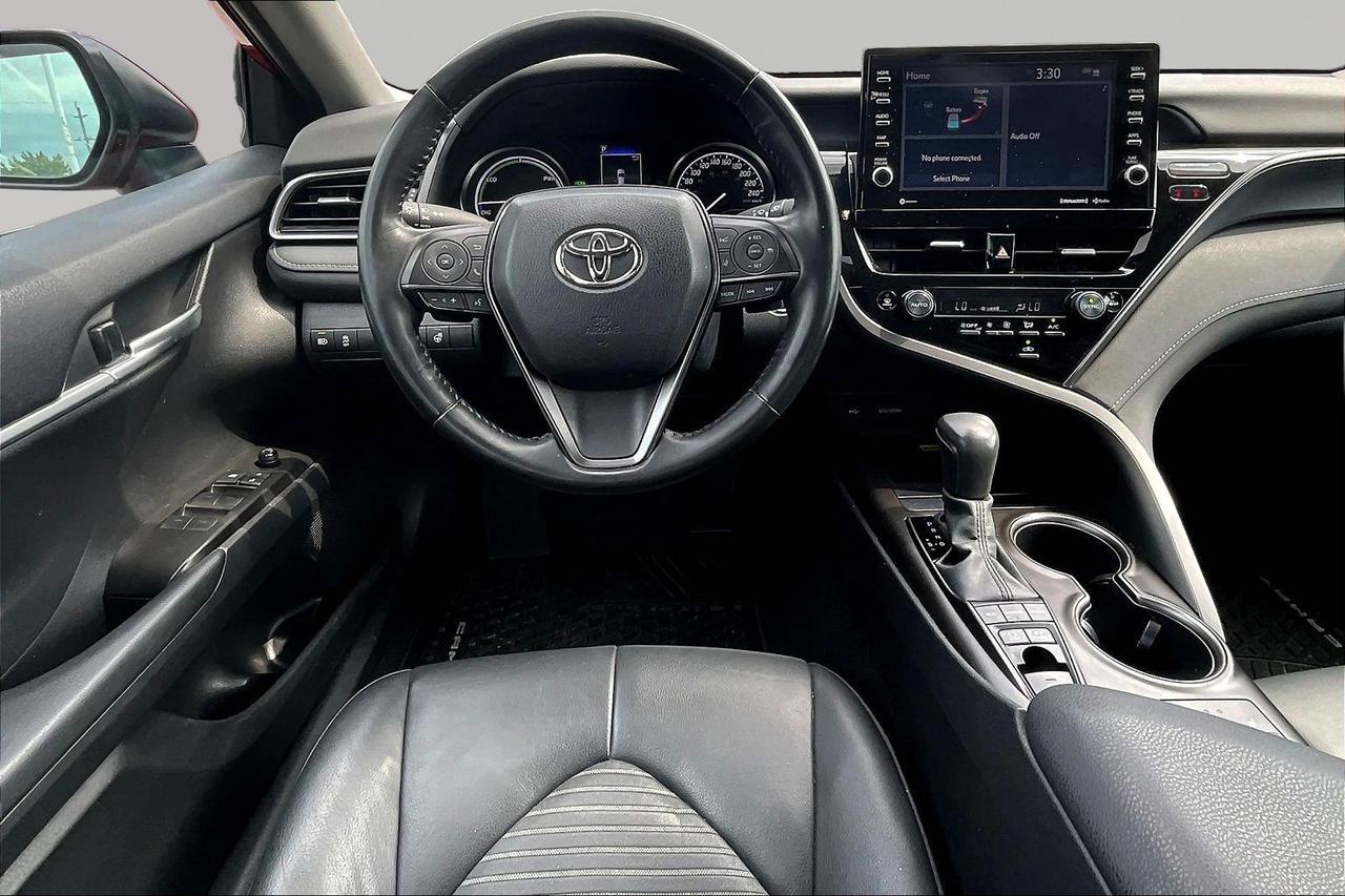 2023 Toyota Camry  Photo2