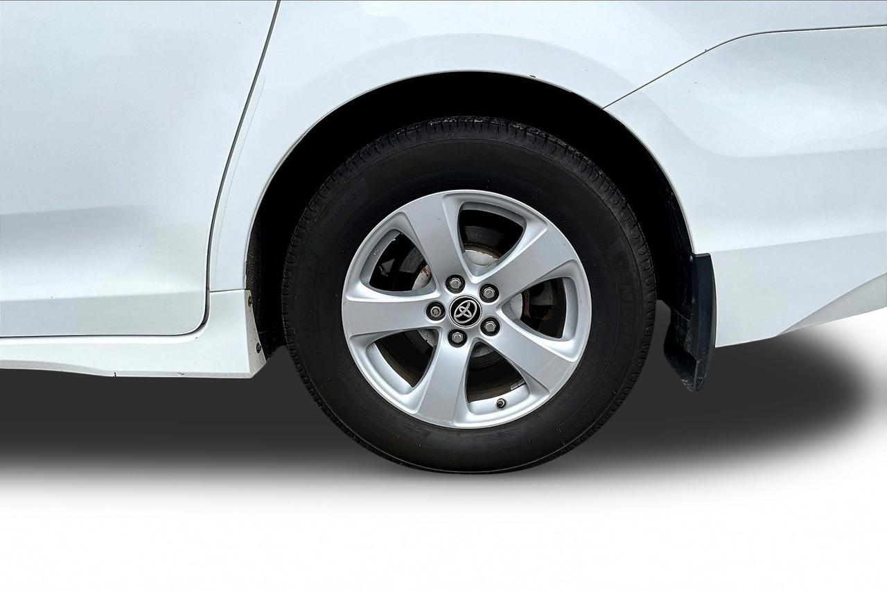 2020 Toyota Sienna 8 PASSENGER Photo