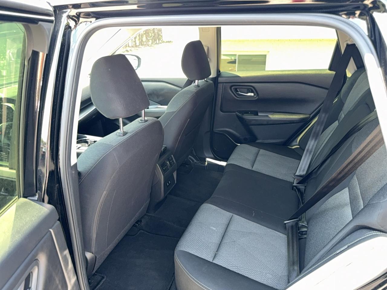 2024 Nissan Rogue SV-AWD-MOONROOF-HEATED SEATS-HEATED WHEEL-LOADED Photo