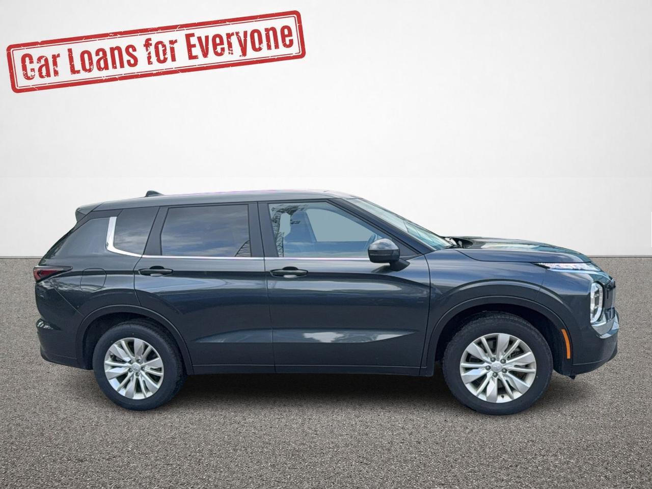 2025 Mitsubishi Outlander ES