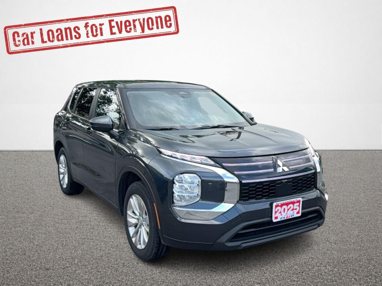 2025 Mitsubishi Outlander ES