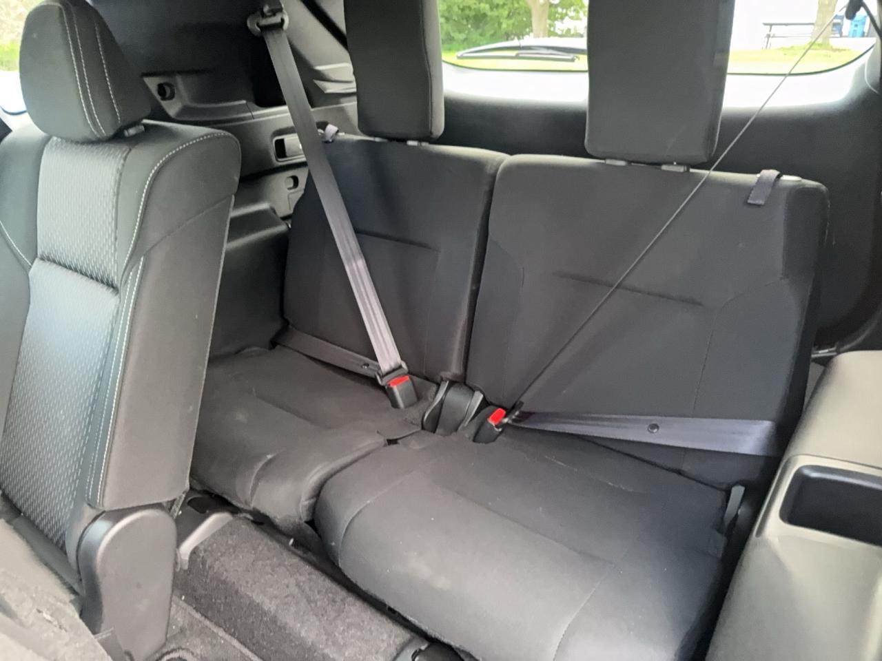 2025 Mitsubishi Outlander ES