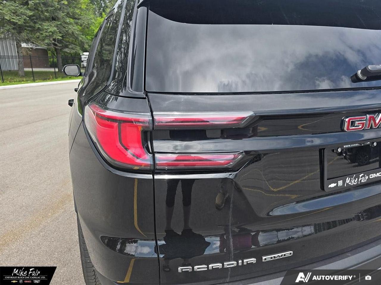 2025 GMC Acadia AWD Elevation Photo