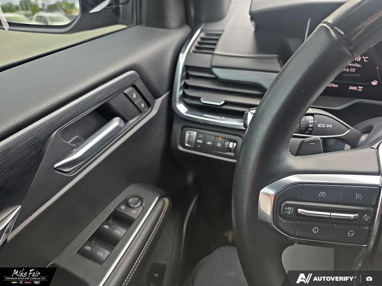2025 GMC Acadia AWD Elevation Photo