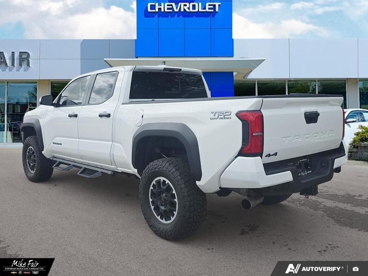 2024 Toyota Tacoma  Photo3