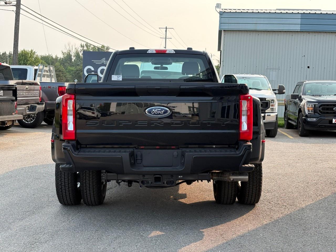 2026 Ford F-350 Super Duty DRW XL 4WD Reg Cab 8' Box Photo