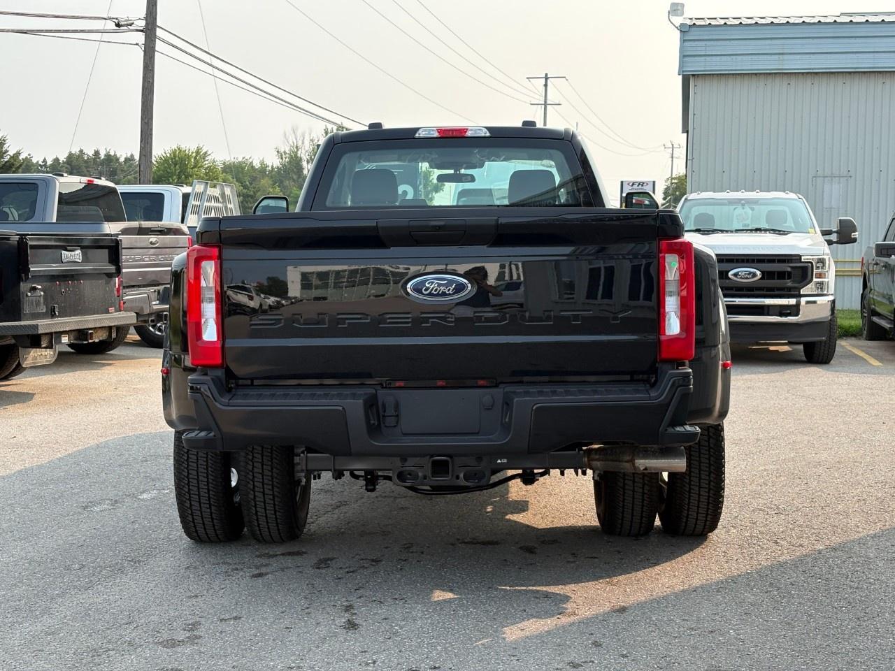 2026 Ford F-350 Super Duty DRW XL 4WD Reg Cab 8' Box Photo