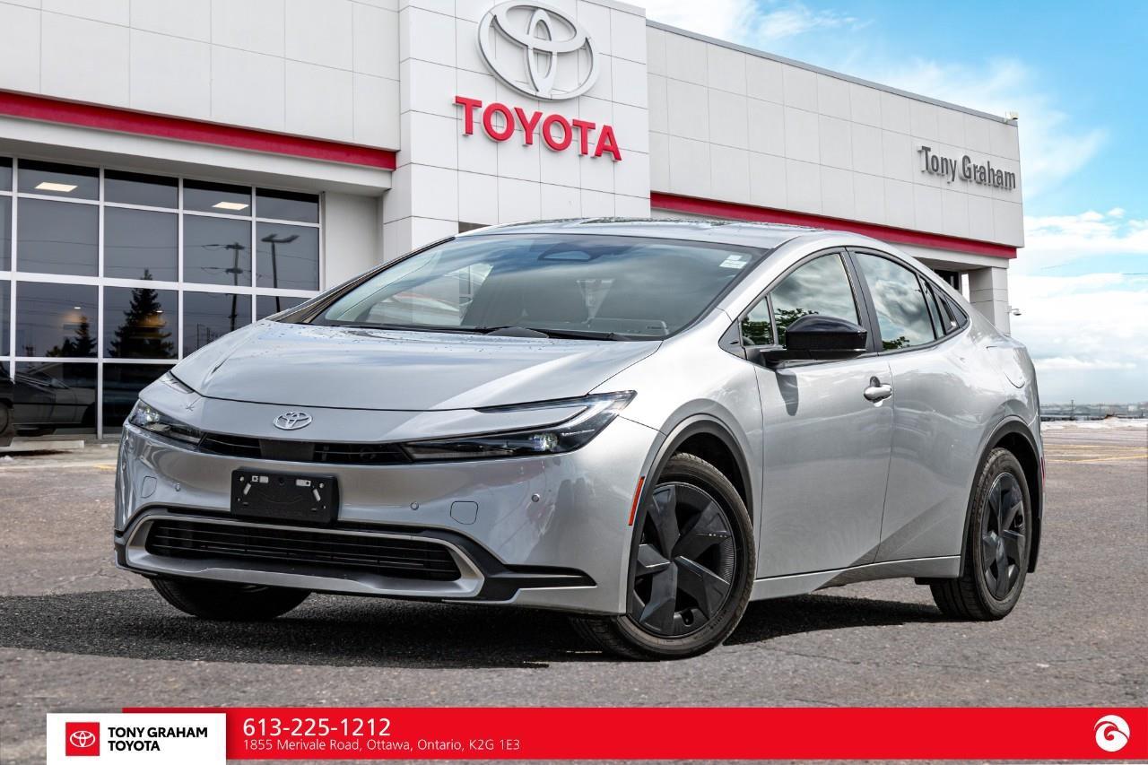2026 Toyota Prius Plug-In Hybrid SE Photo0