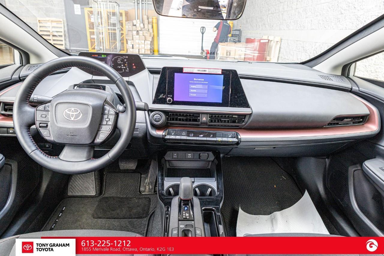 2026 Toyota Prius Plug-In Hybrid SE Photo