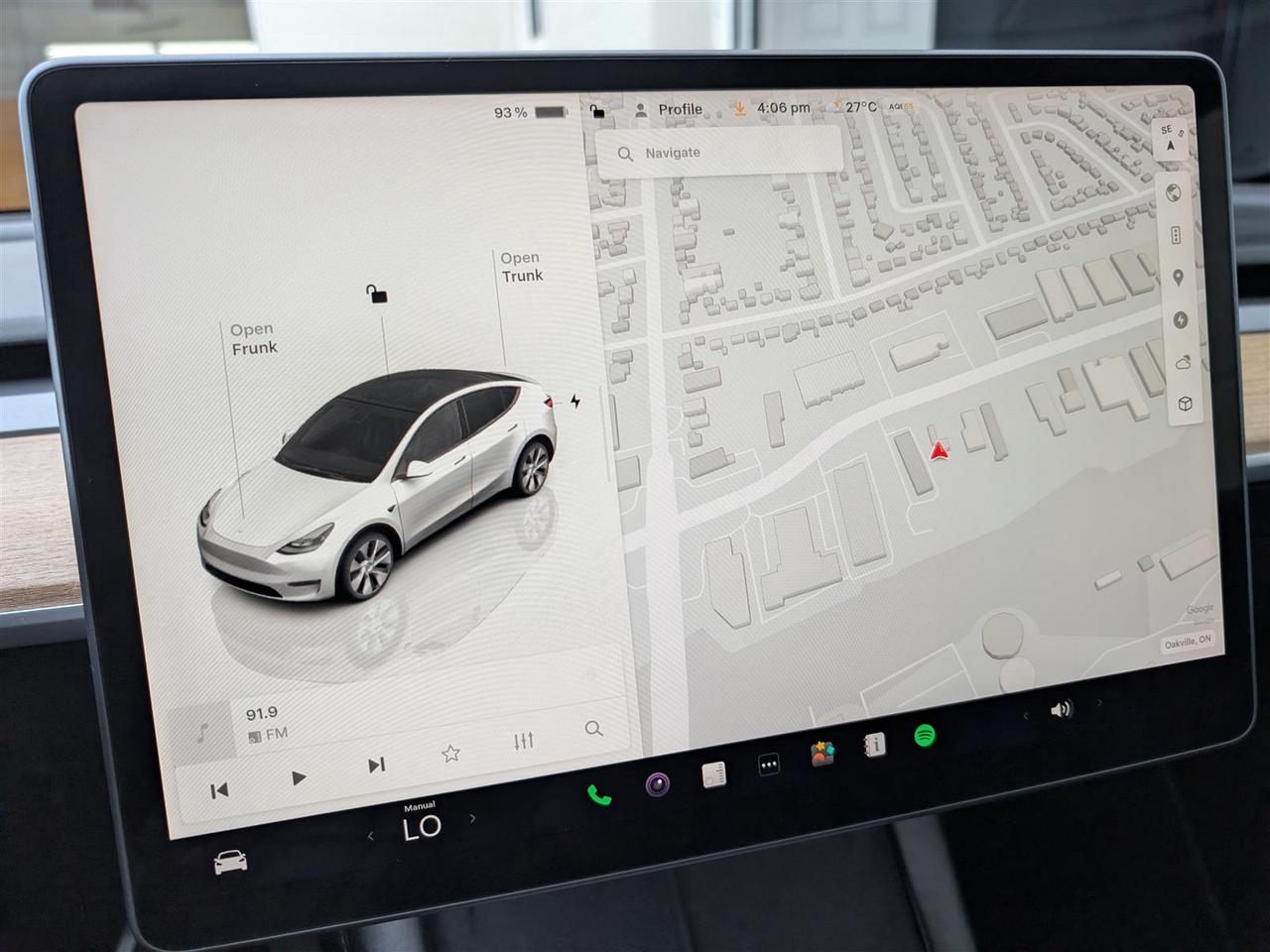 2022 Tesla Model Y LONG RANGE AWD - DUAL MOTOR Photo