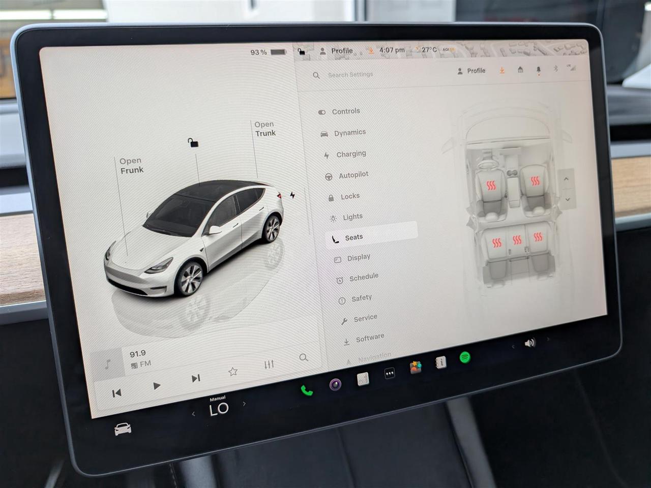 2022 Tesla Model Y LONG RANGE AWD - DUAL MOTOR Photo