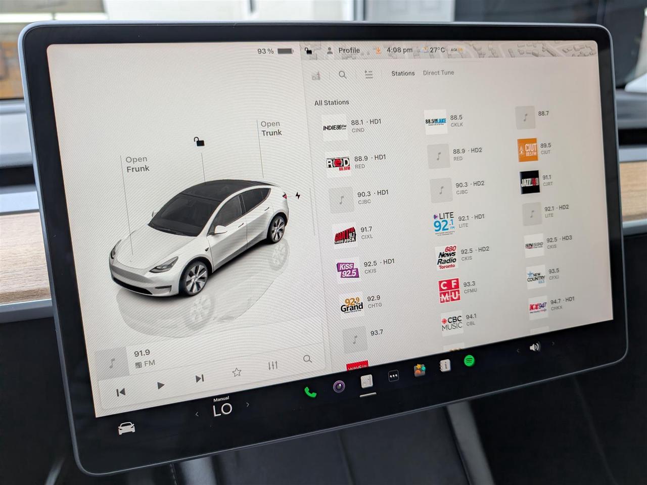 2022 Tesla Model Y LONG RANGE AWD - DUAL MOTOR Photo