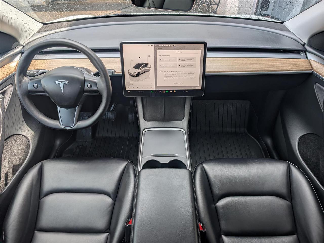 2022 Tesla Model Y LONG RANGE AWD - DUAL MOTOR Photo