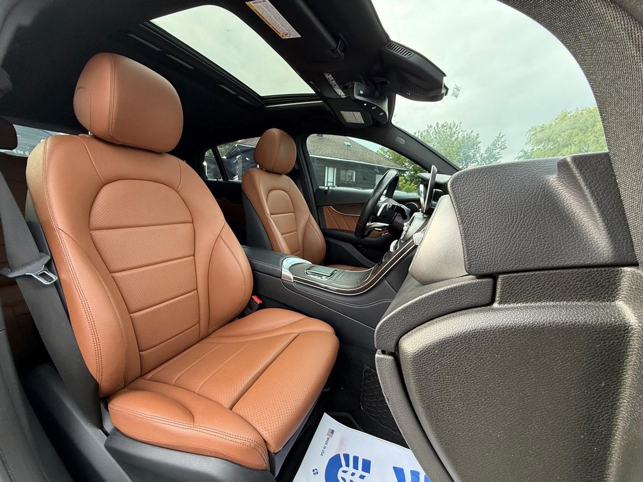 2020 Mercedes-Benz GLC GLC 300 Photo
