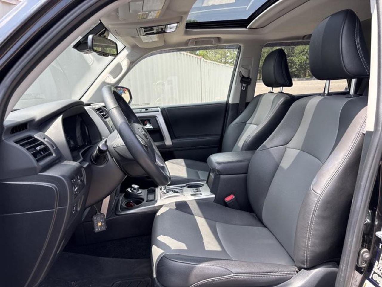 2021 Toyota 4Runner 4WD | No Accidents | Sunroof | Leather Seats Photo