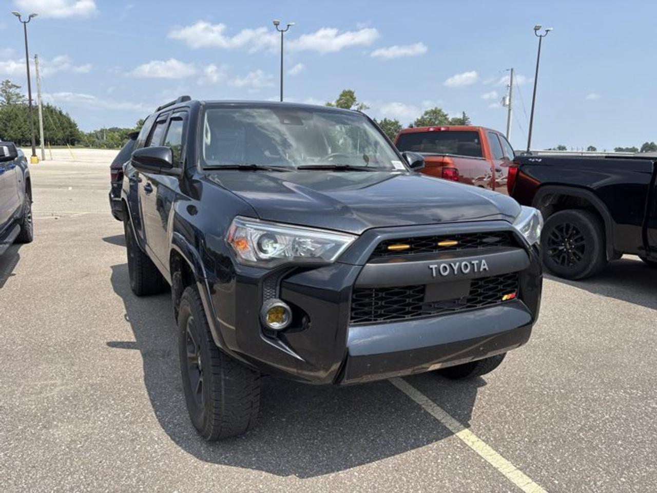 2021 Toyota 4Runner 4WD | No Accidents | Sunroof | Leather Seats Photo3