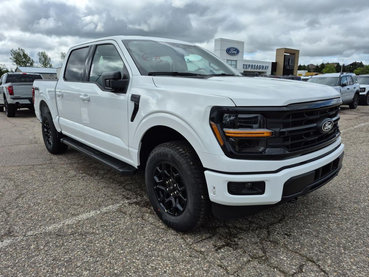 2026 Ford F-150 XLT, BLACK APPEARANCE PKG, TOW/HAUL PKG, SYNC4 Photo