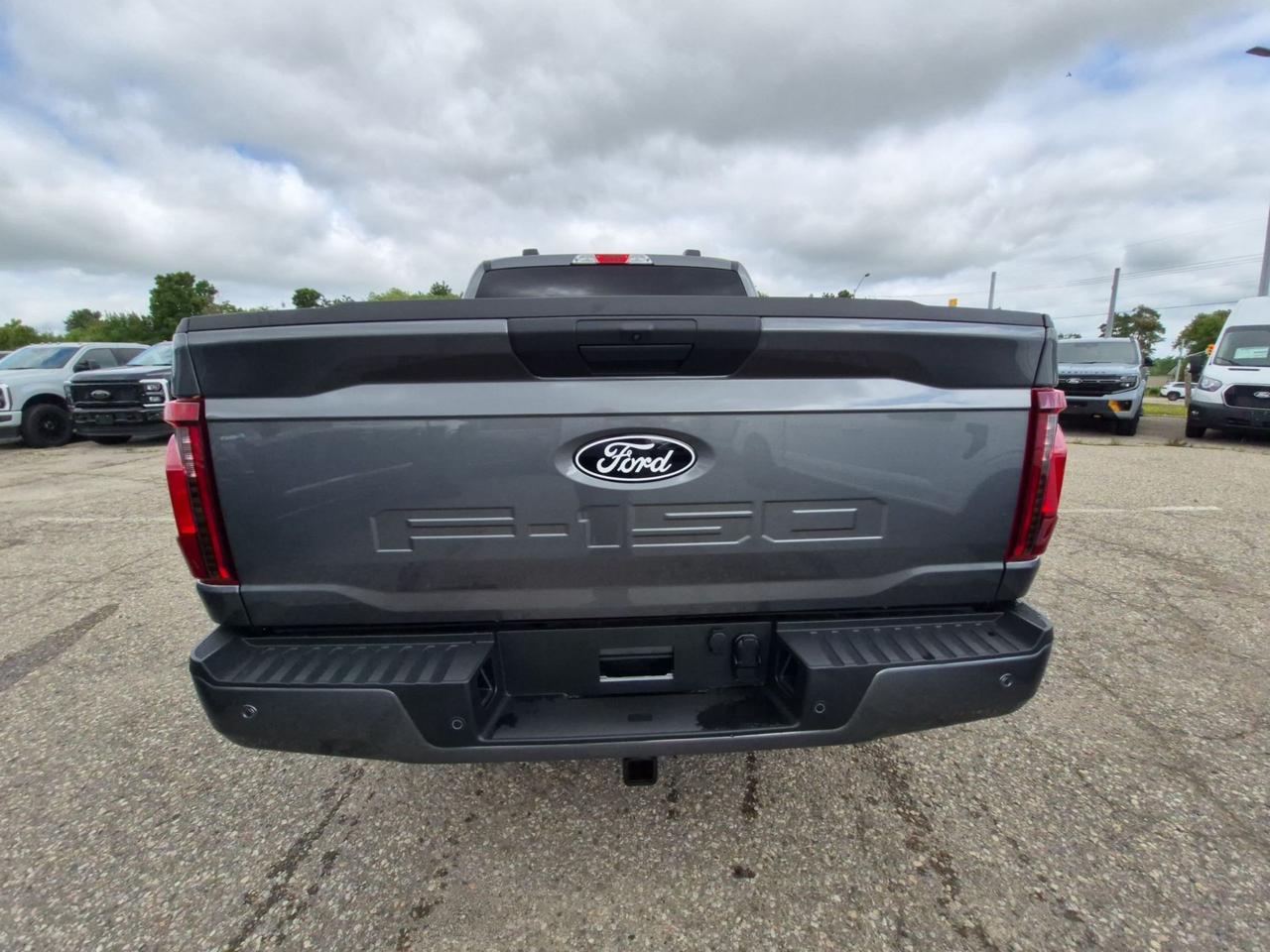 2026 Ford F-150 XLT, BLACK APPEARANCE PKG, TOW/HAUL PKG, SYNC4 Photo4