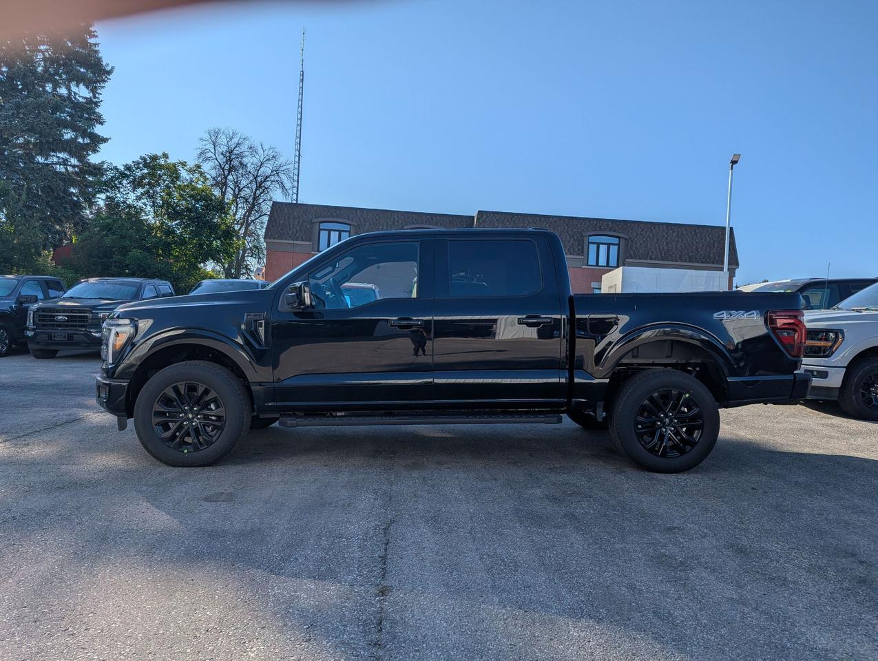 2026 Ford F-150 Lariat SuperCrew 501A 4x4 Photo2