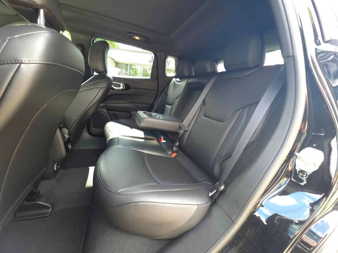 2026 Jeep Compass  Photo