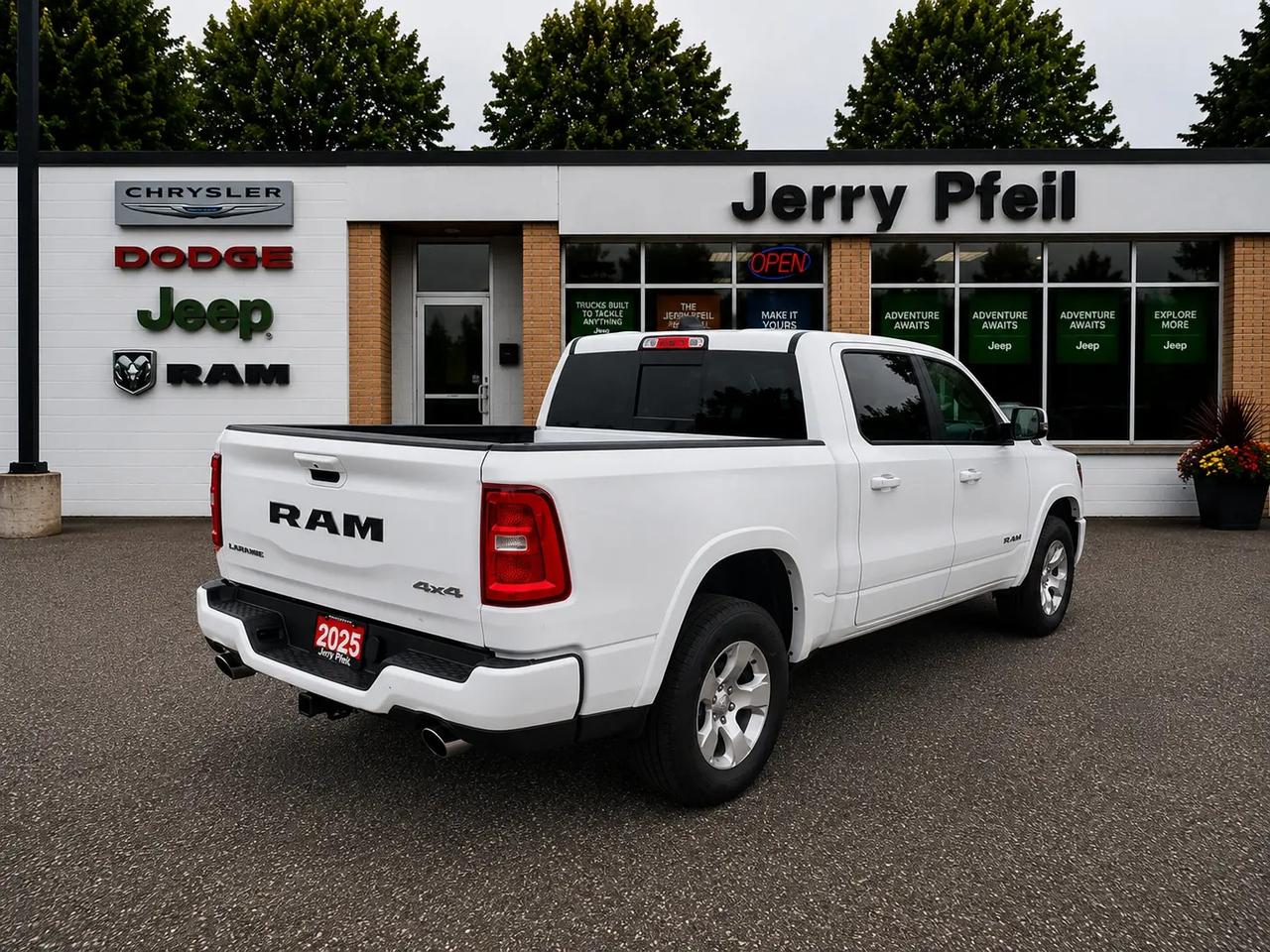 2025 RAM 1500 Big Horn Photo3