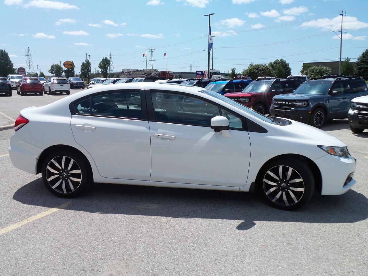 2015 Honda Civic Sedan Touring CVT Photo3