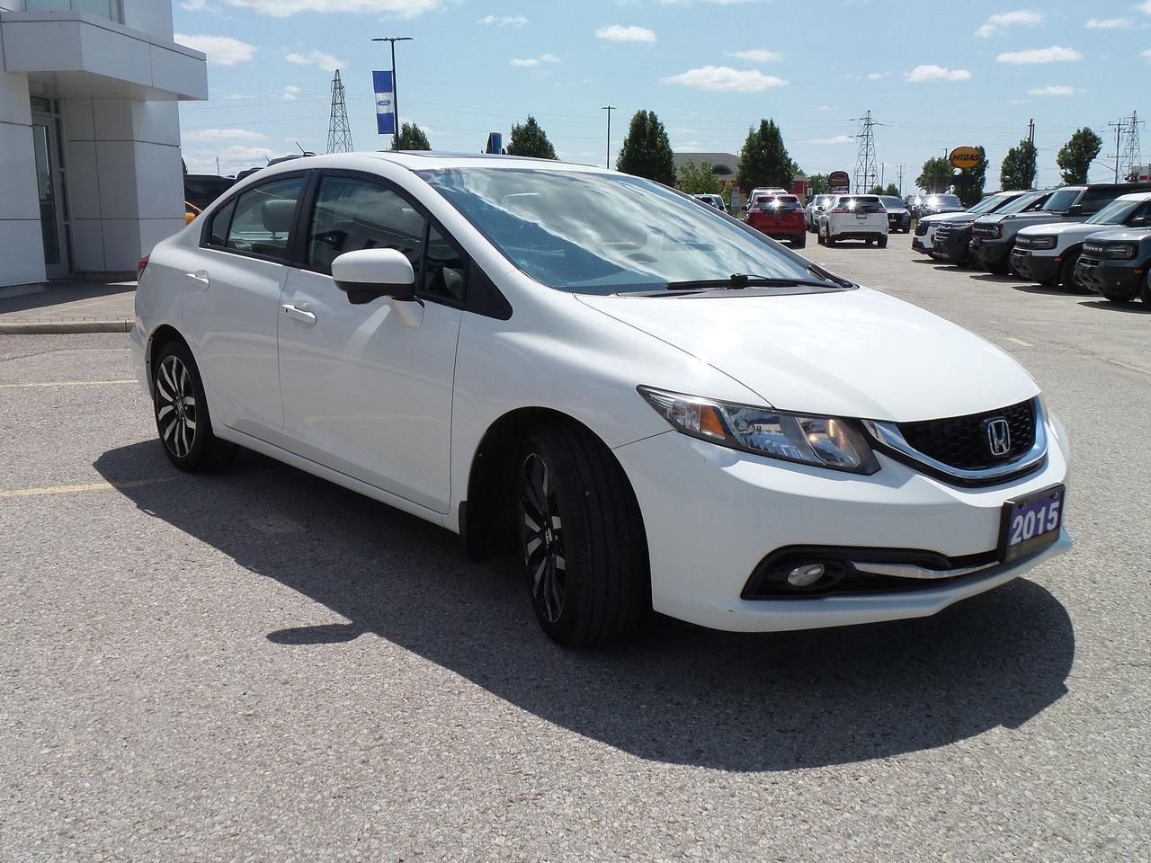 2015 Honda Civic Sedan Touring CVT Photo2