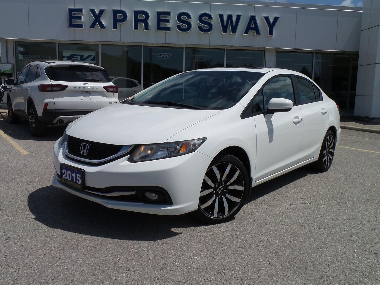 2015 Honda Civic TOURING, LEATHER, SUN ROOF, AS TRADED!!! Photo0