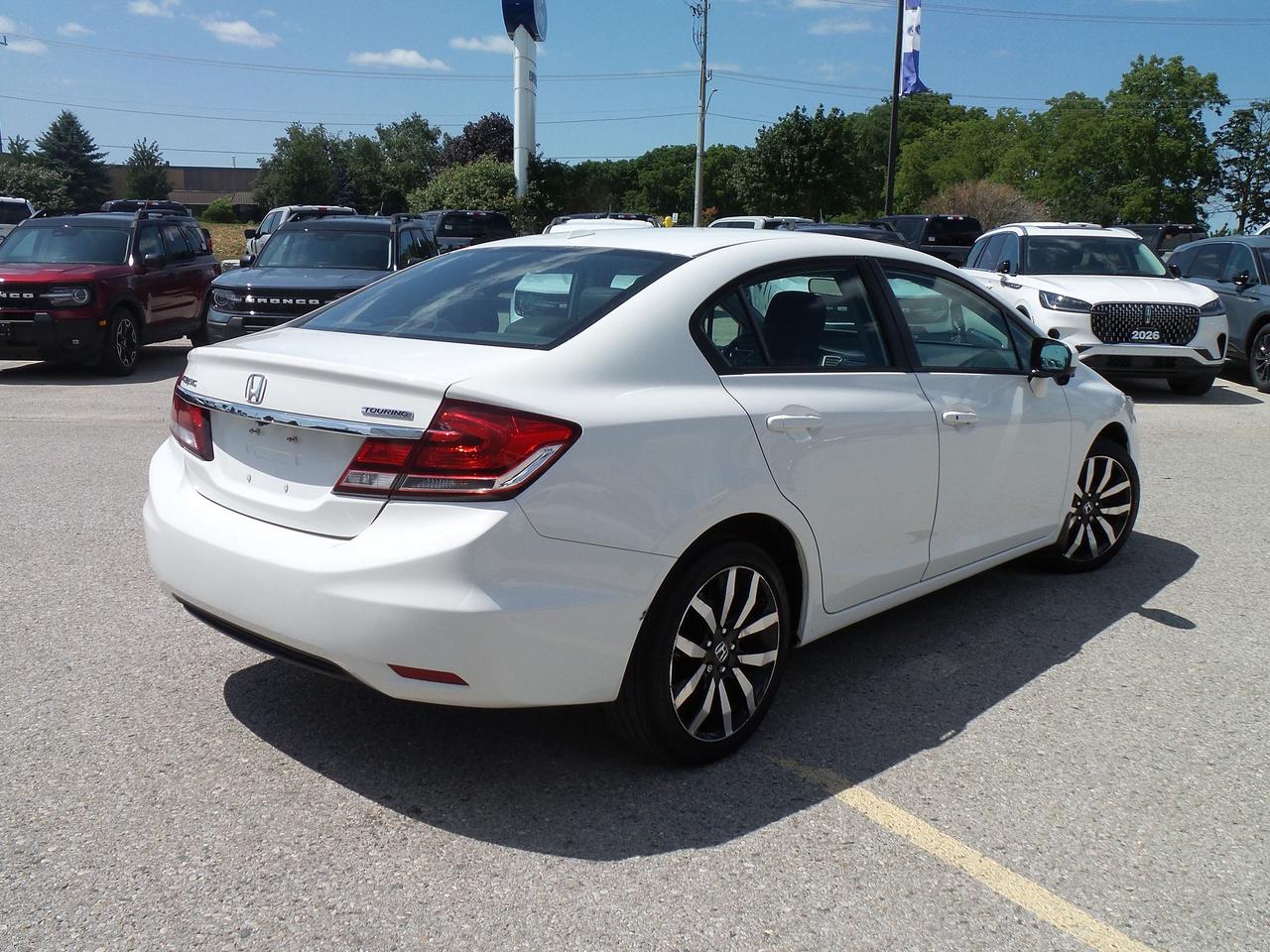 2015 Honda Civic TOURING, LEATHER, SUN ROOF, AS TRADED!!! Photo4