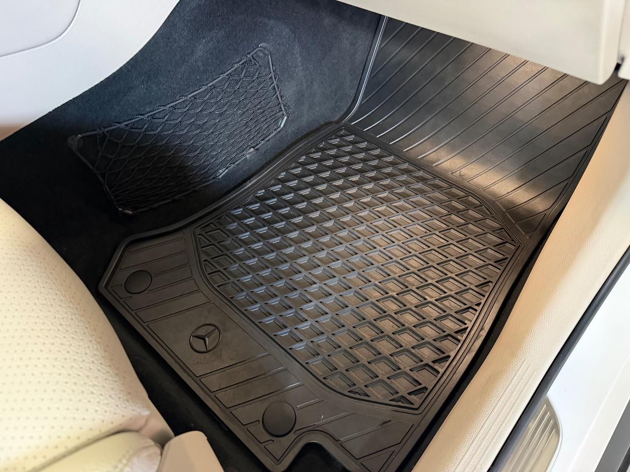 2019 Mercedes-Benz GLC-Class AMG WHEELS | PANO SUNROOF| 4 MATIC| WOODGRIAN TRIM Photo