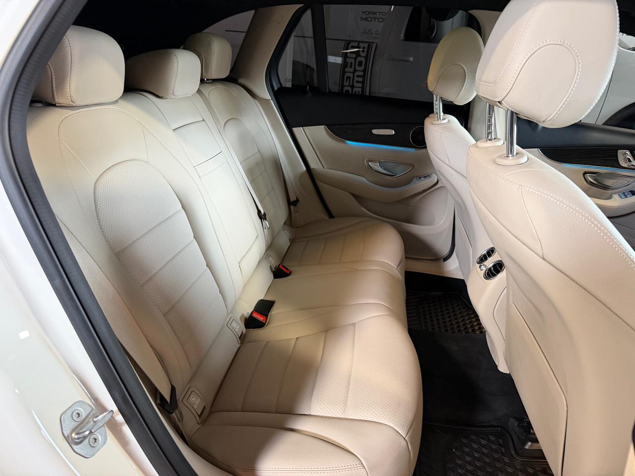 2019 Mercedes-Benz GLC-Class AMG WHEELS | PANO SUNROOF| 4 MATIC| WOODGRIAN TRIM Photo
