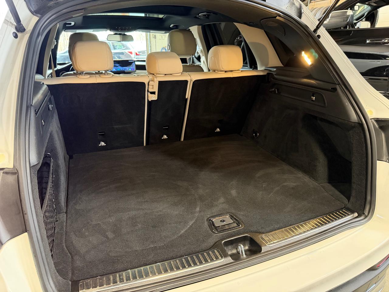 2019 Mercedes-Benz GLC-Class AMG WHEELS | PANO SUNROOF| 4 MATIC| WOODGRIAN TRIM Photo