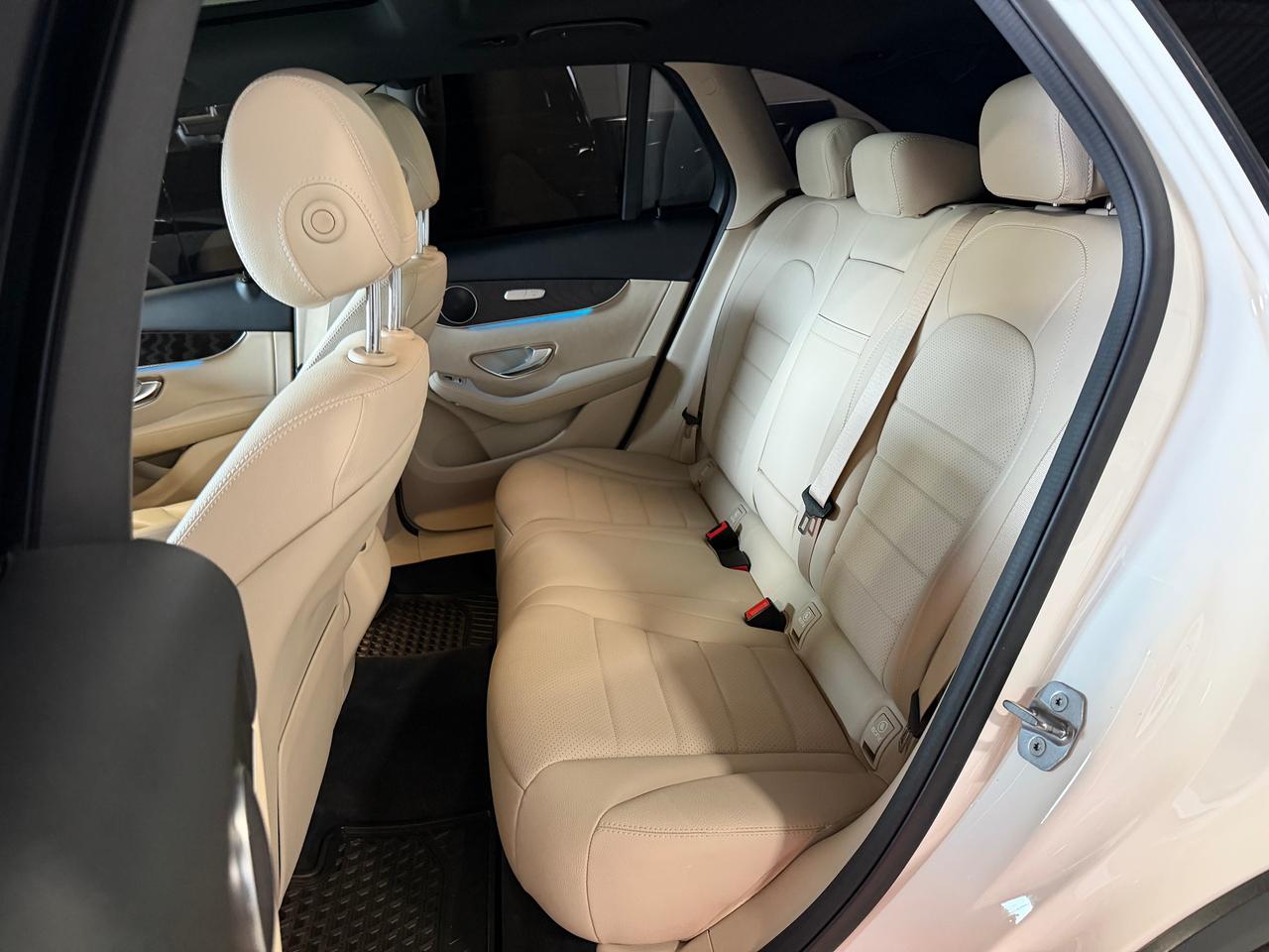2019 Mercedes-Benz GLC-Class AMG WHEELS | PANO SUNROOF| 4 MATIC| WOODGRIAN TRIM Photo