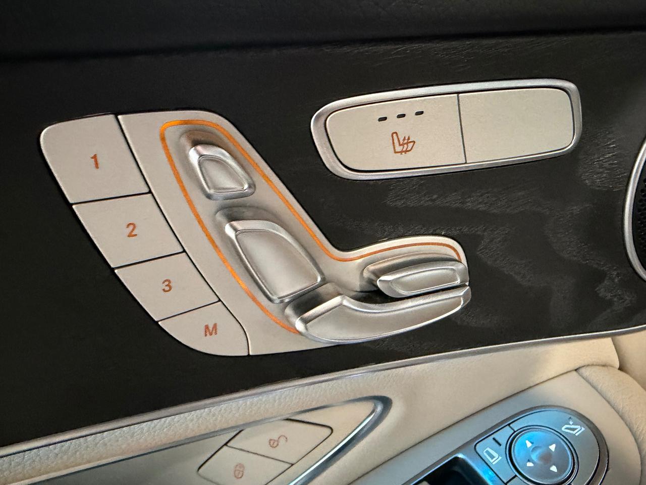 2019 Mercedes-Benz GLC-Class AMG WHEELS | PANO SUNROOF| 4 MATIC| WOODGRIAN TRIM Photo
