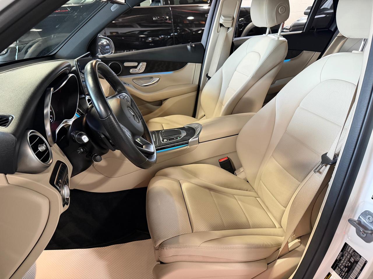 2019 Mercedes-Benz GLC-Class AMG WHEELS | PANO SUNROOF| 4 MATIC| WOODGRIAN TRIM Photo