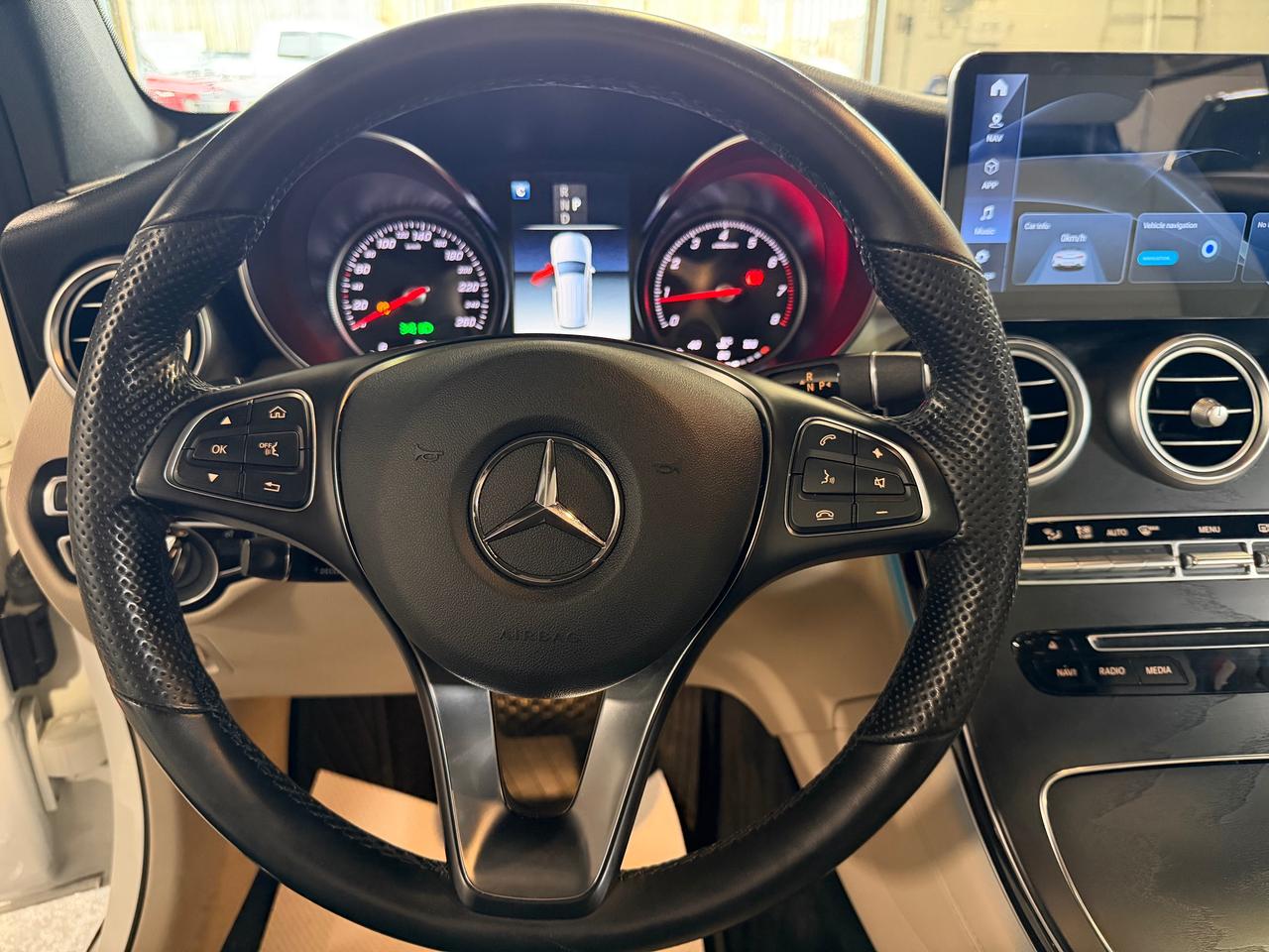 2019 Mercedes-Benz GLC-Class AMG WHEELS | PANO SUNROOF| 4 MATIC| WOODGRIAN TRIM Photo