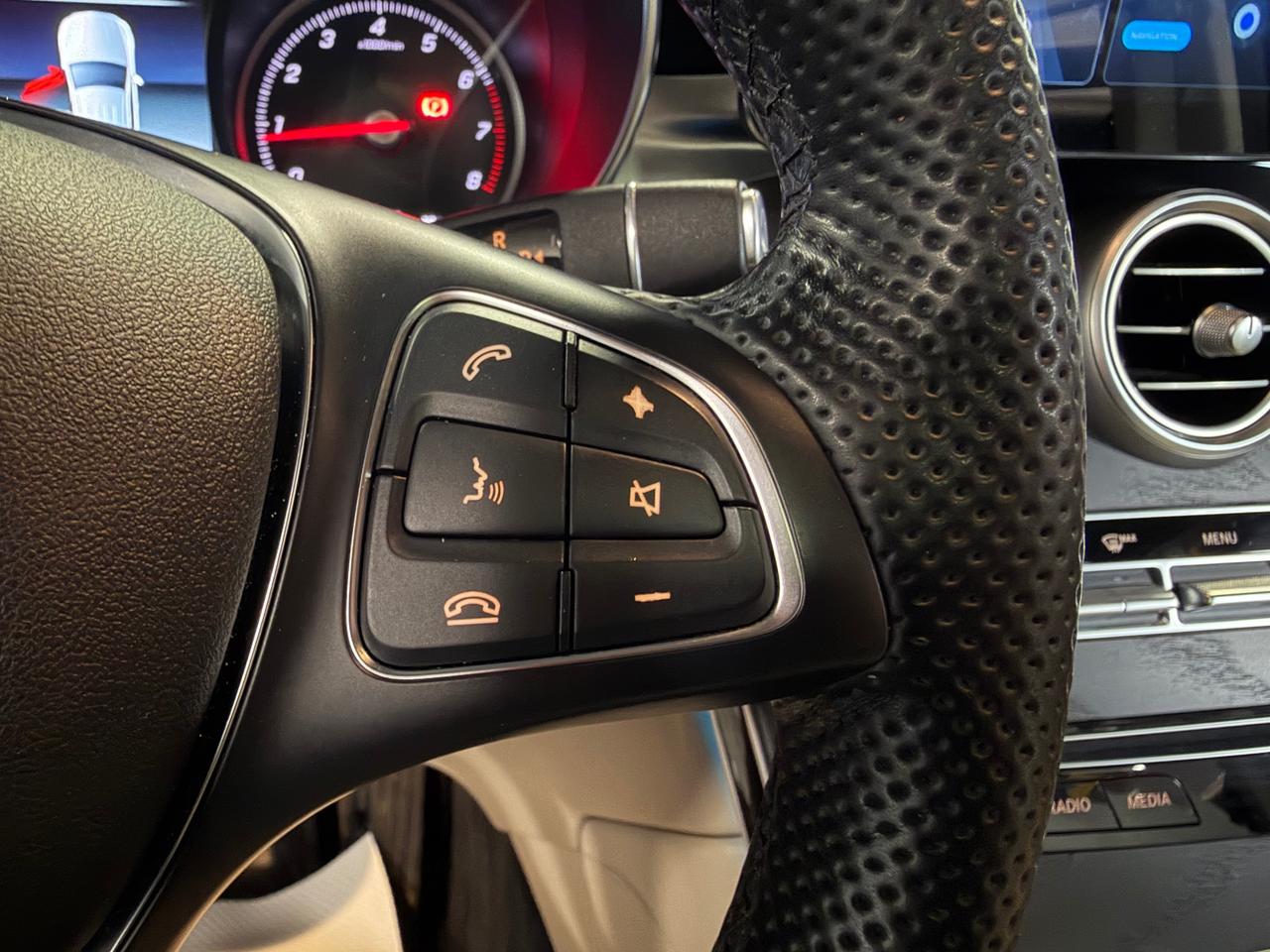 2019 Mercedes-Benz GLC-Class AMG WHEELS | PANO SUNROOF| 4 MATIC| WOODGRIAN TRIM Photo