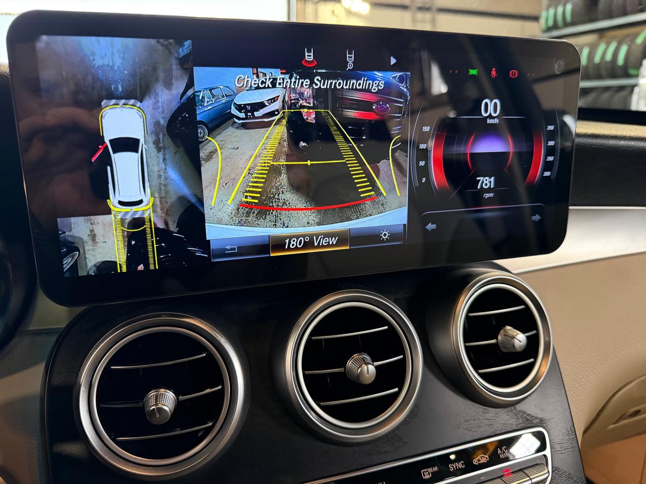 2019 Mercedes-Benz GLC-Class AMG WHEELS | PANO SUNROOF| 4 MATIC| WOODGRIAN TRIM Photo
