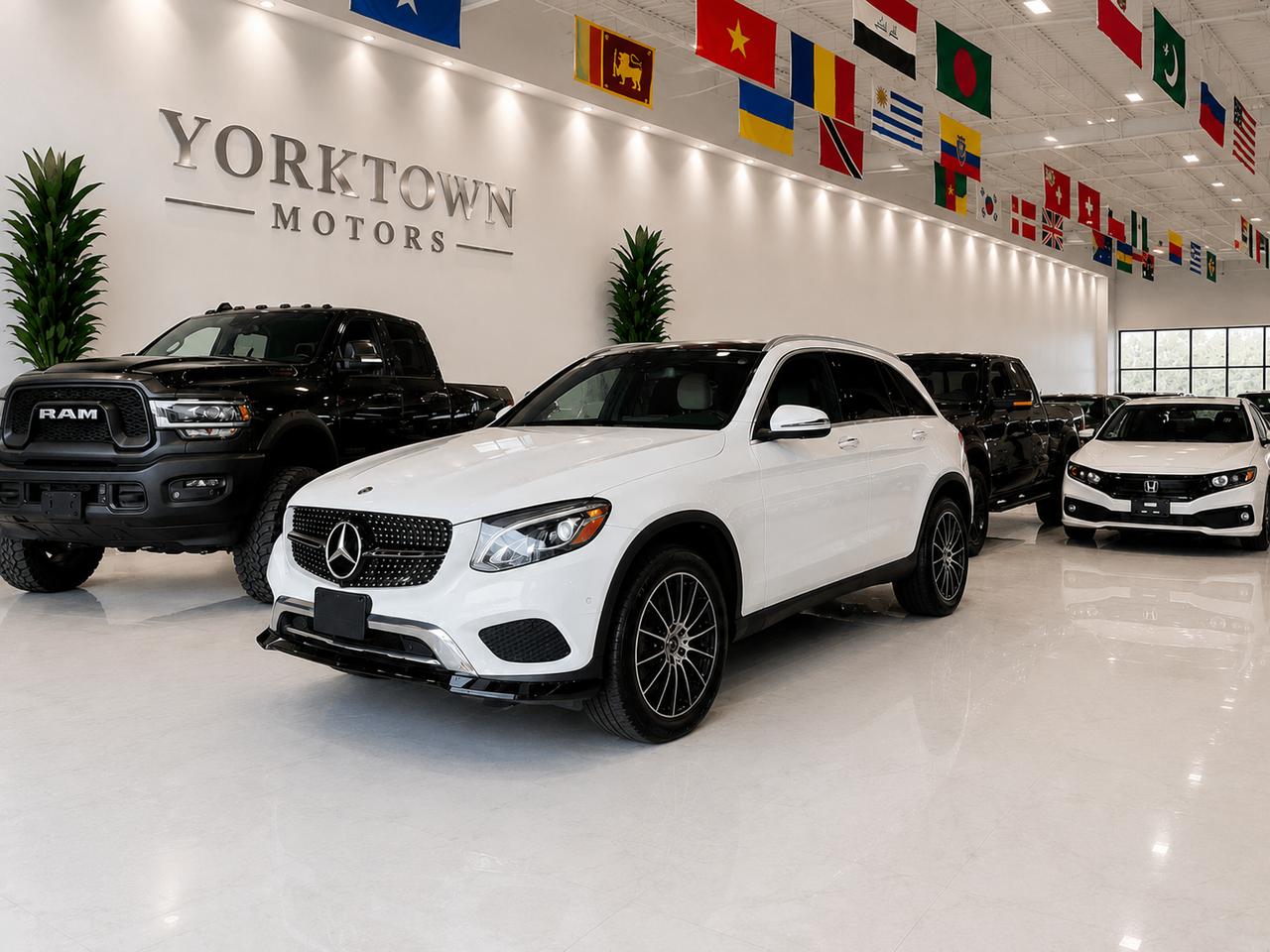Used 2019 Mercedes-Benz GLC-Class AMG WHEELS | PANO SUNROOF| 4 MATIC| WOODGRIAN TRIM for sale in North York, ON
