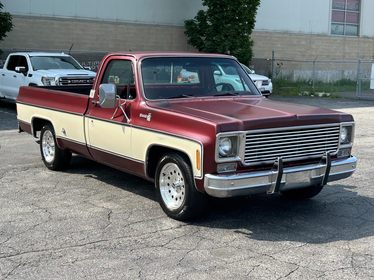 1978 Chevrolet C 10 1/2-Ton Long Box *RESTORED PAINT & REBUILT 350* Photo2