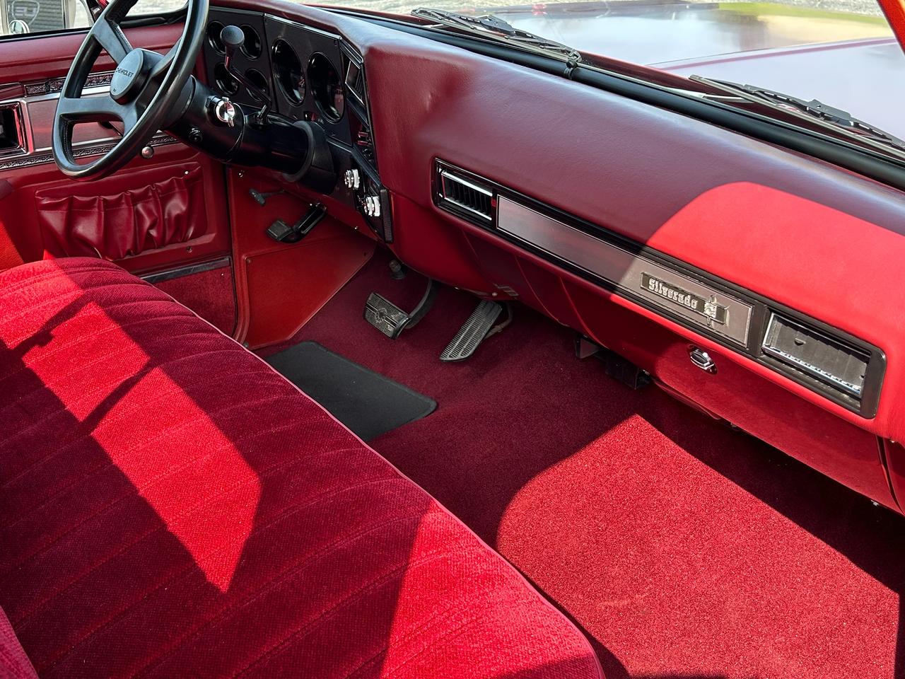 1978 Chevrolet C 10 1/2-Ton Long Box *RESTORED PAINT & REBUILT 350* Photo