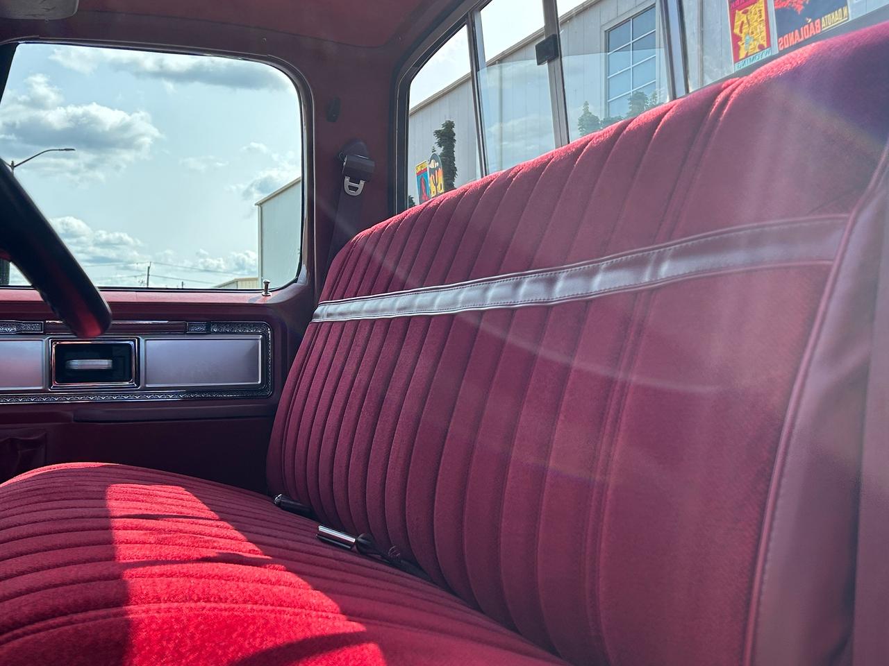 1978 Chevrolet C 10 1/2-Ton Long Box *RESTORED PAINT & REBUILT 350* Photo