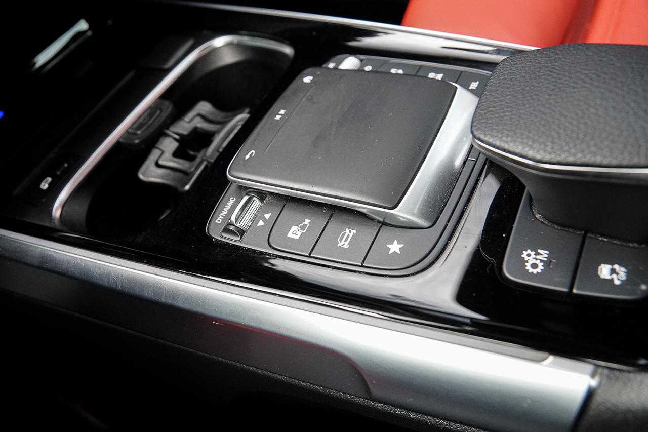 2021 Mercedes-Benz GLB AMG GLB 35 4MATIC | NAVI | PANO | RED INT | Photo