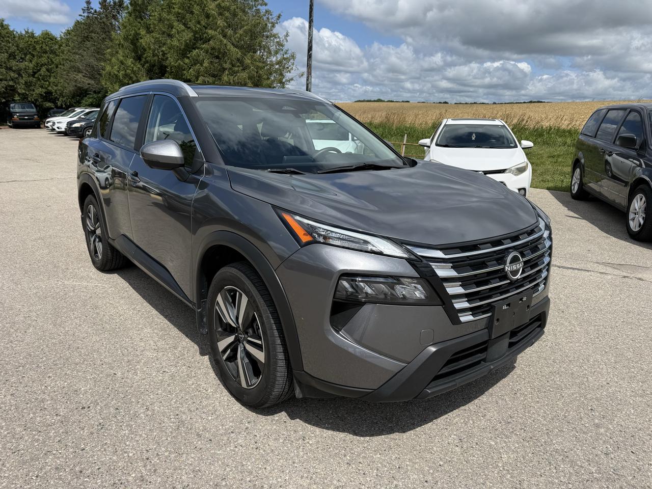 Used 2024 Nissan Rogue SV MOONROOF for sale in Waterloo, ON