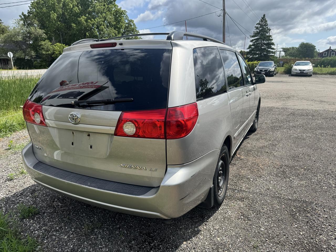 2006 Toyota Sienna LE Photo